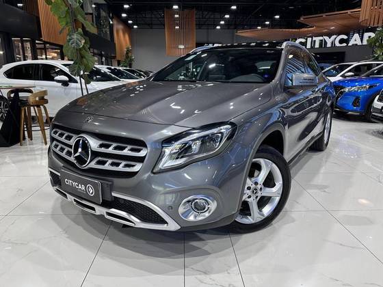 MERCEDES-BENZ GLA 200 1.6 CGI FLEX ENDURO 7G-DCT MERCEDES-BENZ GLA 200 1.6 CGI FLEX ENDURO 7G-DCT